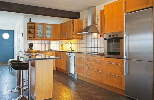 Kungshamn House | 4 person holiday home in KUNGSHAMN-By Traum