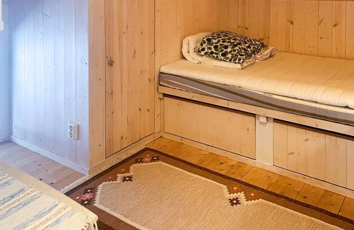 Bjallansas House | 4 person holiday home in UDDEVALLA