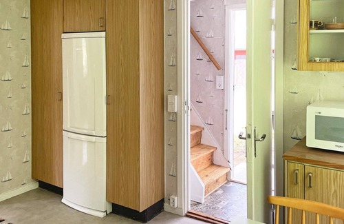 Asarum House | 4 person holiday home in ASARUM