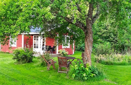 Bolmso House | 4 person holiday home in BOLMSÖ