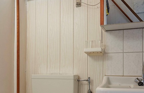 Vang Apartment | 4 person holiday home in Hasle