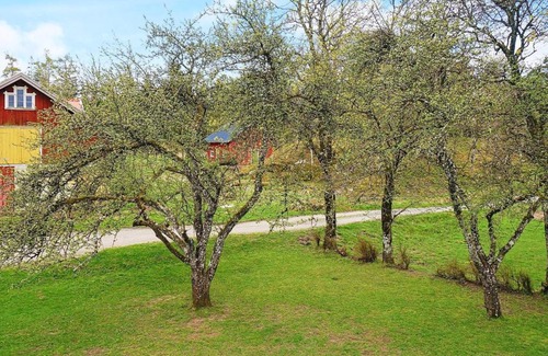 Trollhattan Municipality House | 4 person holiday home in UPPH RAD