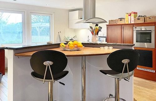 Viken House | 4 person holiday home in Viken
