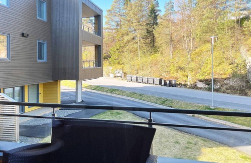 Frekhaug Apartment | 4 person holiday home in Frekhaug