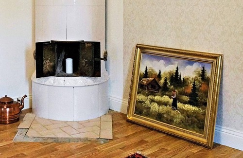 Trollhattan Municipality House | 4 person holiday home in UPPHÄRAD