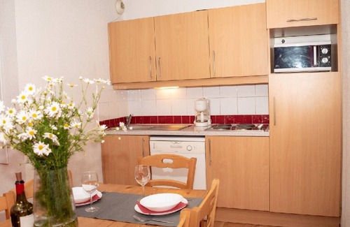 Puy-Saint-Vincent Apartment | 4-room apartment with balcony, parking and ski locker in Puy-Saint-Vincent