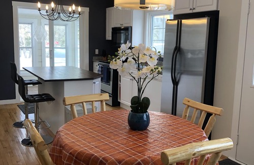 St. Andrews Cottage | 4 Season Family Cottage in Matlock, MB. Close to Matlock Beach (Lake Winnipeg)