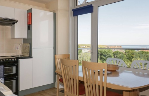 Harlyn Apartment | 4 Star Apartments With Balcony & Stunning Sea Views