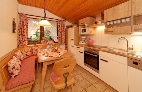 Bodenmais Apartment | 4 star comfort vacation apartment in a country house style with a tiled stove