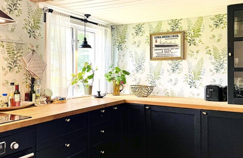 Ljungskile House | 4 star holiday home in Ljungskile