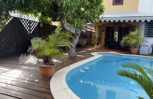 Sainte-Luce House | 4-star house with swimming pool close to beaches, restaurants and shops