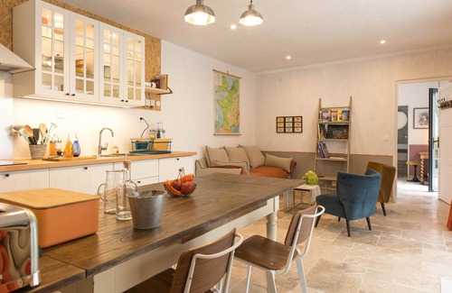 Salles-de-Villefagnan Cottage | 4-star swimming pool and spa gîte in Charente