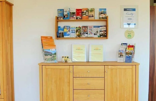 Herrieden Apartment | 4-Sterne-Ferienwohnung (50qm) für Familien mit Kuschelhöhle