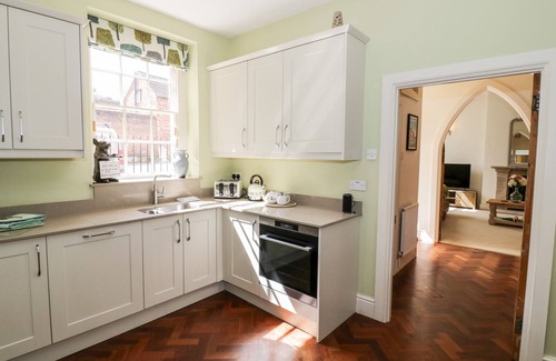 Shipston on Stour Cottage | 4 THE OLD COUNCIL HOUSE, family friendly in Shipston-On-Stour