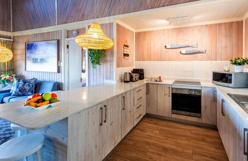 Knysna Ski Chalet | 4 TIDES @ Knysna River Club