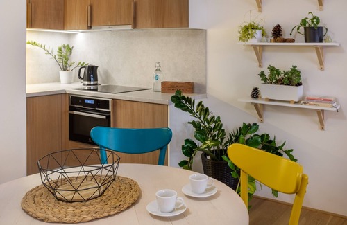 Petrska ctvrt Apartment | 4 Trees Apartments by Adrez Living