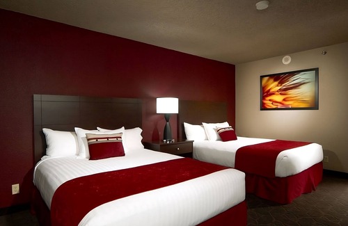 Laughlin Hotel | 4 x Sedona Queen Smoking Room at Edgewater Casino Resort