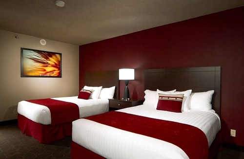 Laughlin Hotel | 4 x Sedona Queen Smoking Room at Edgewater Casino Resort