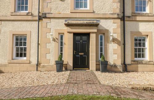 Kelso House | 40 Bowmont Court
