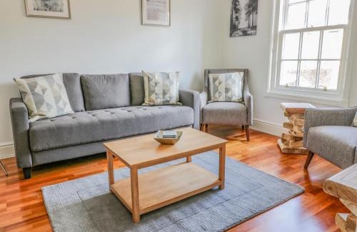 Kelso House | 40 Bowmont Court