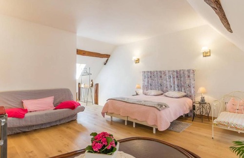 Arnay-le-Duc Bed & Breakfast | 40 m² Bed and breakfast ∙ 1 bedroom ∙ 3 guests