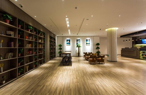 Weiyang Hotel | 40 m² Hotel ∙ 2 guests