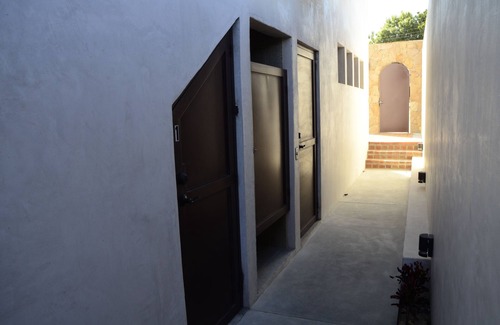 La Ventana Condo | 400 feet to a great launch.luxury bungalow