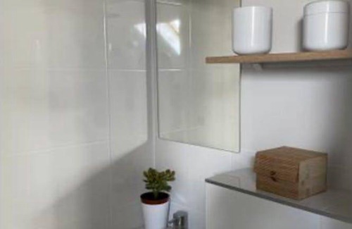Bagneux Resort | 400 m² Private room ∙ 1 bedroom ∙ 1 guest