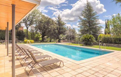 Banyoles Villa | 400 m² Villa ∙ 8 bedrooms ∙ 15 guests