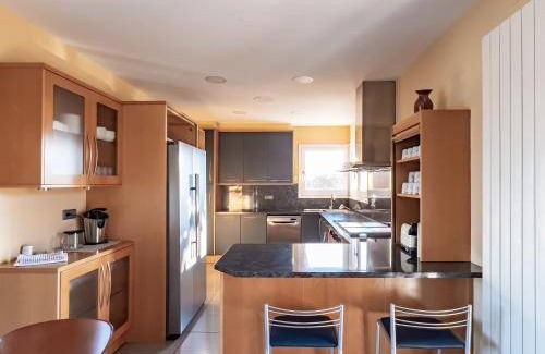 Banyoles Villa | 400 m² Villa ∙ 8 bedrooms ∙ 15 guests
