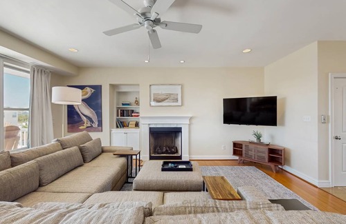 Sandbridge House | 403 m² House ∙ 8 bedrooms ∙ 22 guests