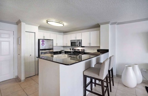 Ludlam Apartment | #403e - Tucker at Gables Grand Plaza Miami