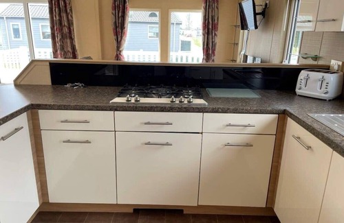 Pevensey Ski Chalet | 41 Woodland Walk Pevensey Bay Holiday Park