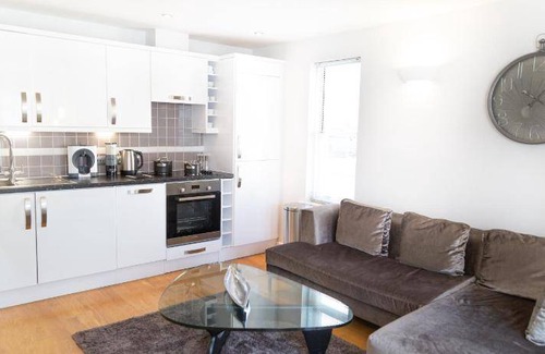 Arbury Apartment | 42 m² Apartment ∙ 2 guests