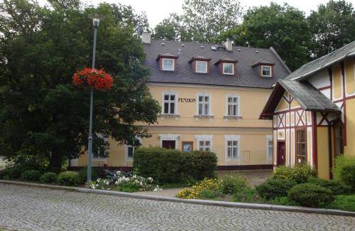 Klasterec nad Ohri Hotel | 42 m² Hotel ∙ 4 guests
