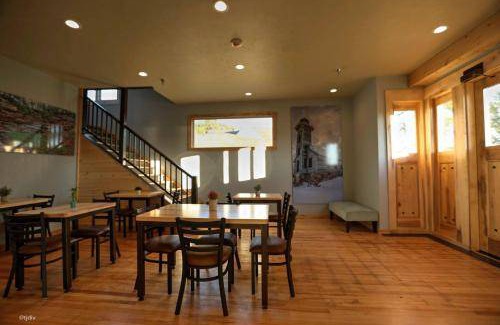 Munising Hotel | 42 m² Hotel ∙ 4 guests
