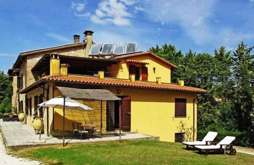 Ramazzano Villa | 420 m² Villa ∙ 8 bedrooms ∙ 30 guests