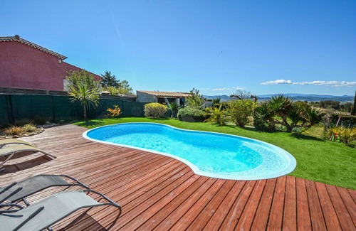 Barjac House | 43 m² Maisonette ∙ 1 bedroom ∙ 4 guests