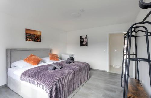 Gemarkung Barmen Apartment | 44 Apartments - Modern, Gemütlich, WLAN, Balkon, Stellplatz