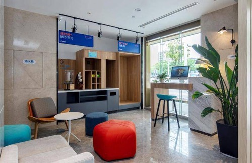 Tian Xin Hotel | 45 m² Hotel ∙ 5 guests