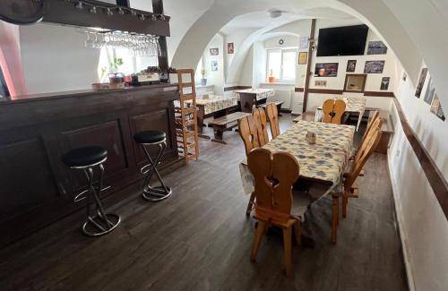 Zlutice House | 45 m² Motel ∙ 5 guests