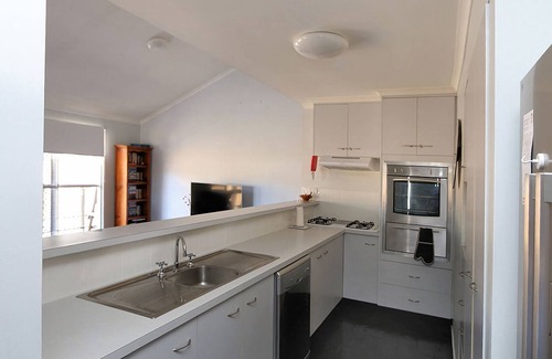Bargara House | 46 Holland Street Bargara