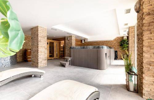 Tale Hotel | 46 m² Hotel ∙ 3 bedrooms ∙ 5 guests
