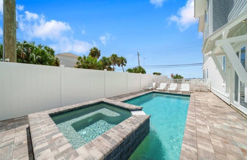 Bid-a-wee Beach House | 471 m² House ∙ 7 bedrooms ∙ 24 guests