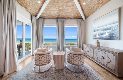 Bid-a-wee Beach House | 471 m² House ∙ 7 bedrooms ∙ 24 guests