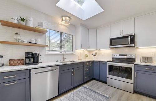 Heritage Woods House | 48 Heritage Road ~ Newly Renovated Sea Pines Home, Close to Harbour Town & Beach