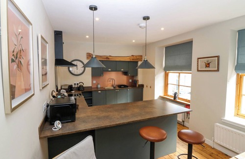Jedburgh Cottage | 49 CASTLEGATE, pet friendly, character holiday cottage in Jedburgh