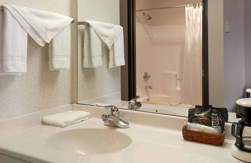 Dowagiac Hotel | 49 m² Hotel ∙ 127 guests