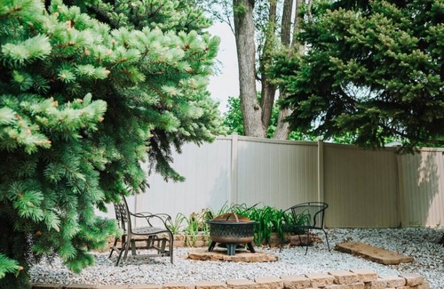 Lincoln House | 4bd 2b 9 guests | Great Backyard | Ping Pong Table