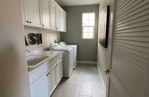Oxnard Apartment | 4BD Oxnard Villa: Long Term, Short Term Available